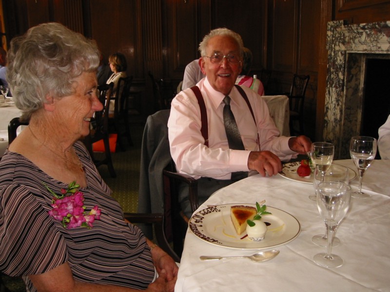 cundall/images/Isaac_Parker_Cundall_1924_in2005_60th_wedding_anniversary_4